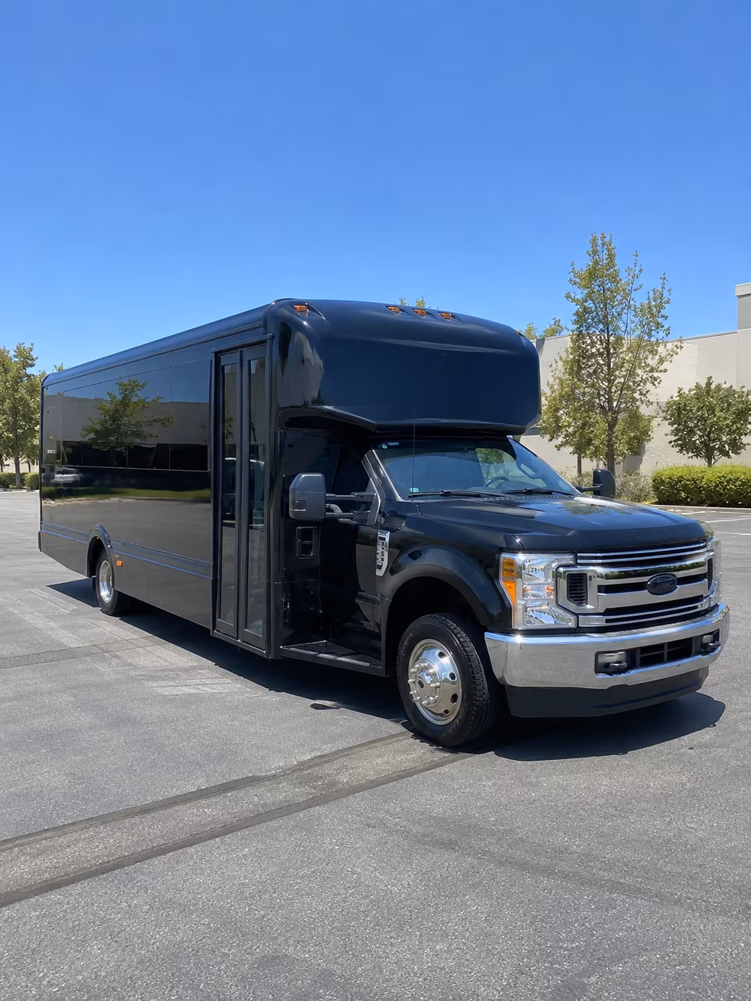 Shawnee Homecoming & Prom Party Bus Rentals